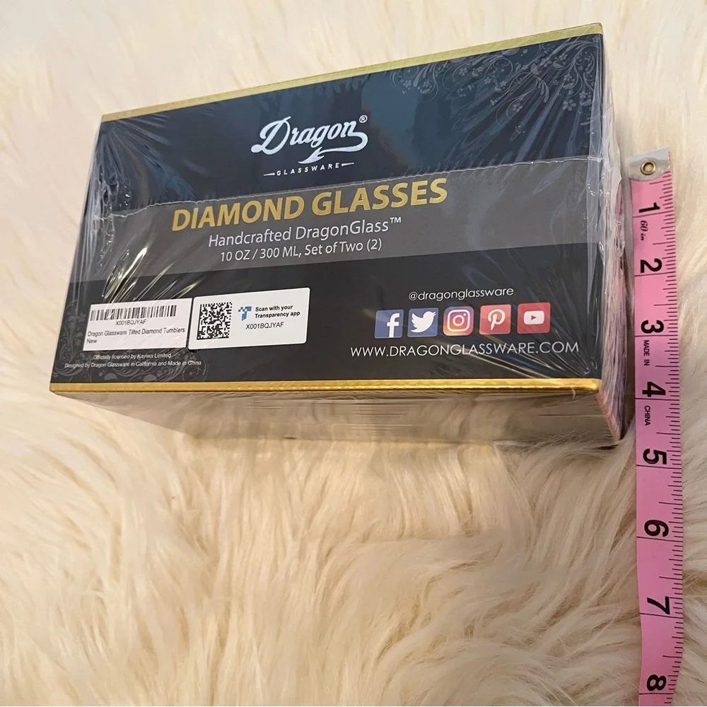 NIB Dragon Diamond Glasses set of two 10 ounce cocktail adult beverage glasses